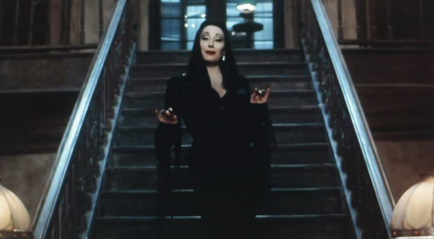 morticia-addams-1