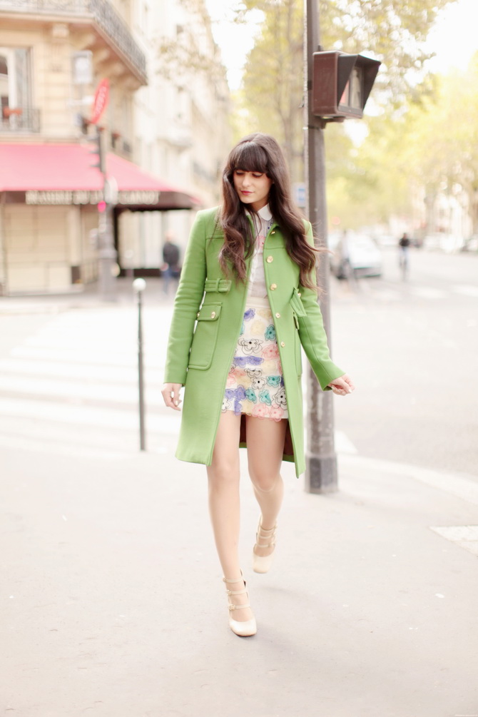 http://www.thecherryblossomgirl.com/wp-content/uploads/2012/09/Tara-Jarmon-Manteau-vert-01.jpg