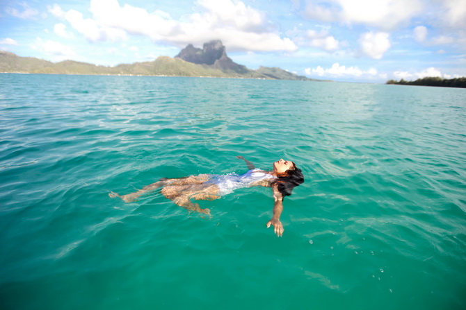 The Cherry Blossom Girl - Bora Bora 09