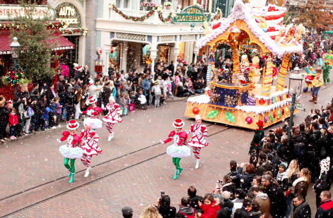 The Cherry Blossom Girl - Chistmas Disneyland paris 11